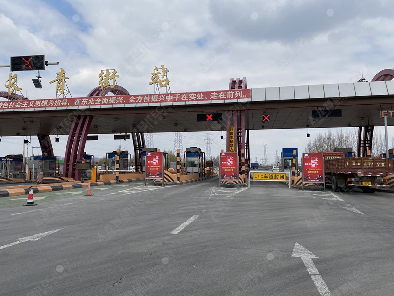 LED廣告機-戶外智能廣告機11.jpg LED廣告機-戶外智能廣告機11.jpg