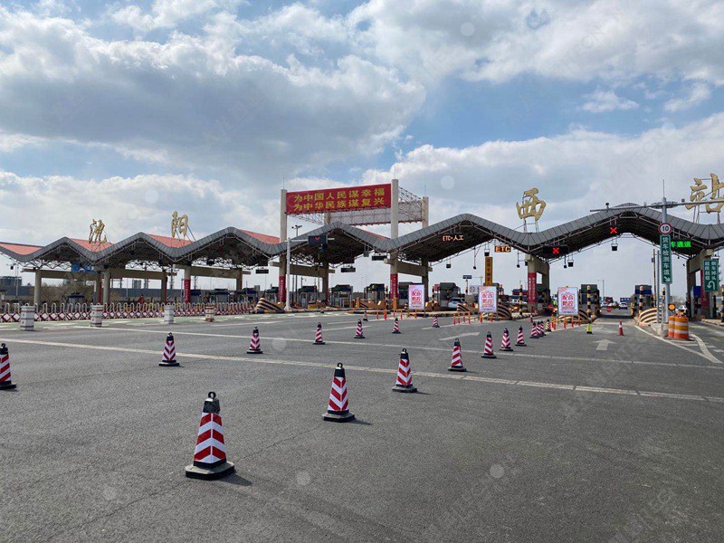 LED廣告機(jī)-戶外智能廣告機(jī)13.jpg LED廣告機(jī)-戶外智能廣告機(jī)13.jpg