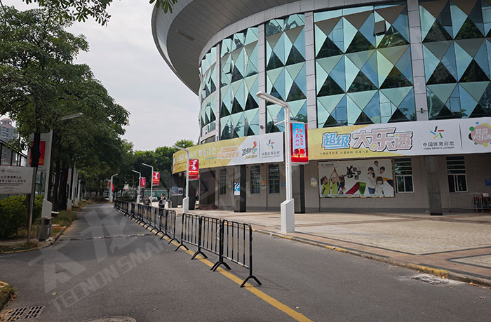 LED燈桿屏,燈桿屏 LED燈桿屏,燈桿屏