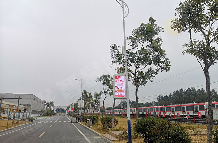 中國中車產業園LED燈桿屏.jpg 中國中車產業園LED燈桿屏.jpg